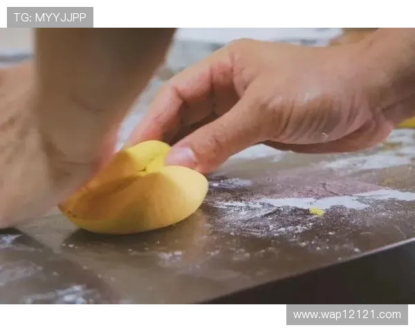 除夕迪拜诞生油条厨神趣味战赛